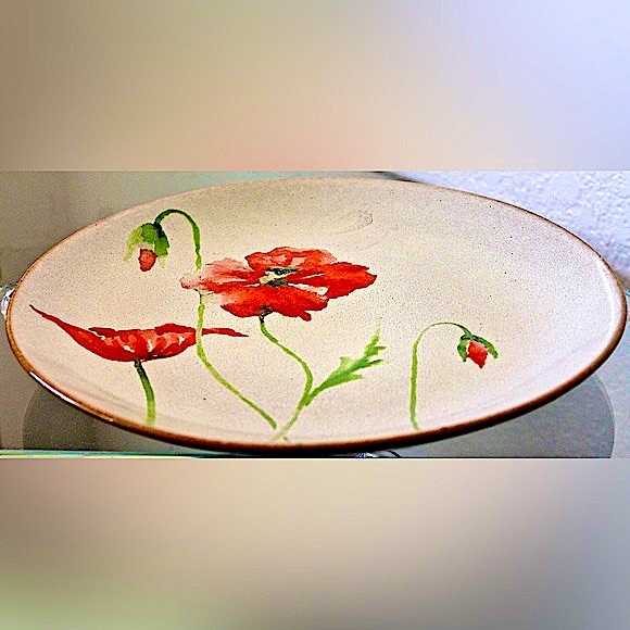 222 FIFTH AMAPOLA DINNER PLATE RED POPPIES 10 3/4TH INCH - Picture 3 of 5